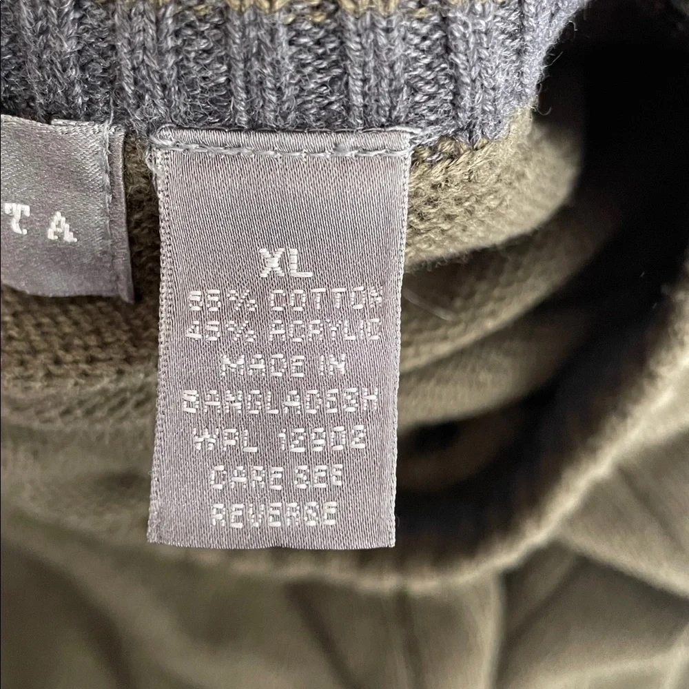 Oscar De La Renta Green Cable‎ Knit Sweater